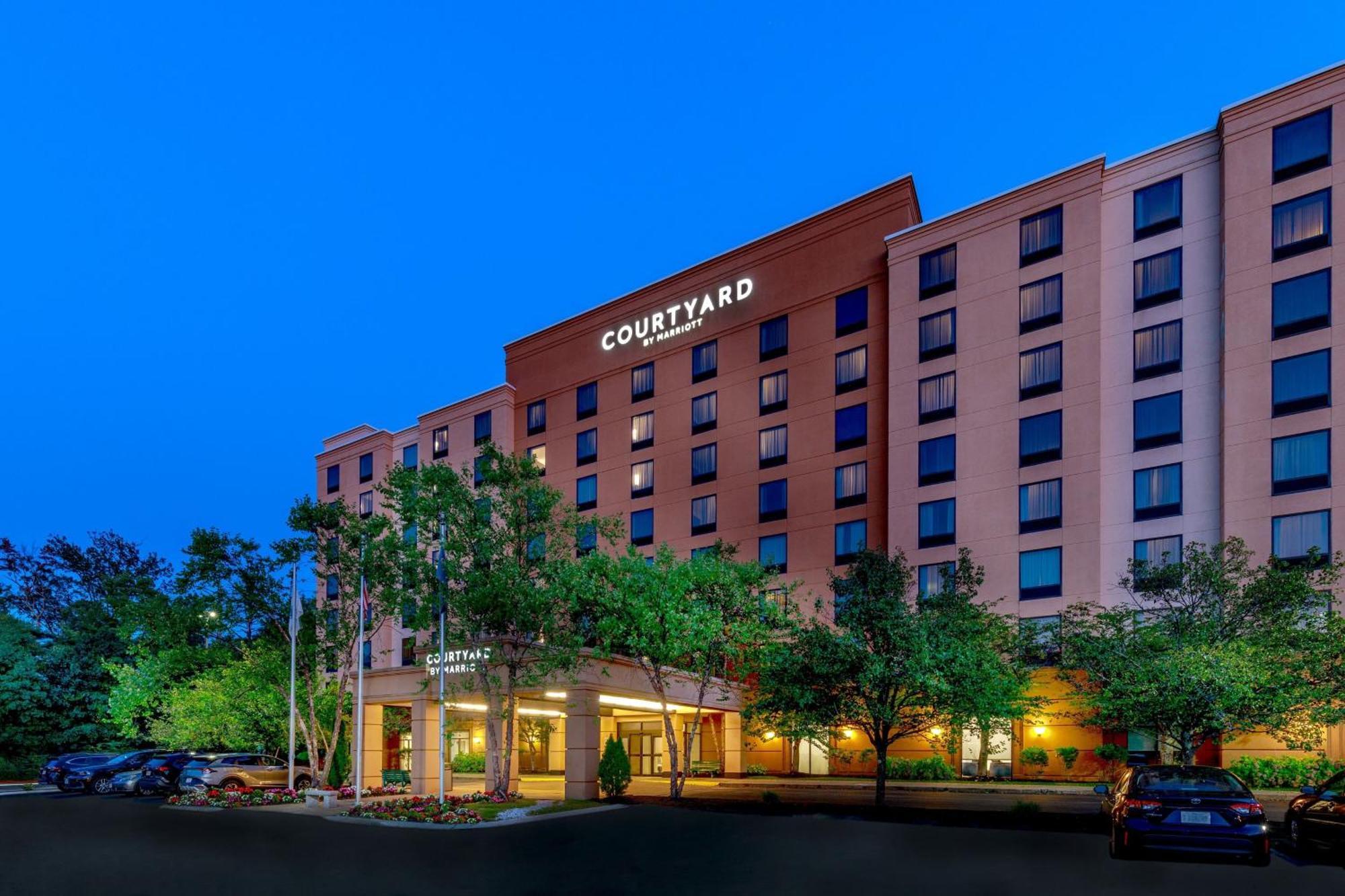 Courtyard By Marriott Boston Billerica Bedford Hotel Exterior photo
